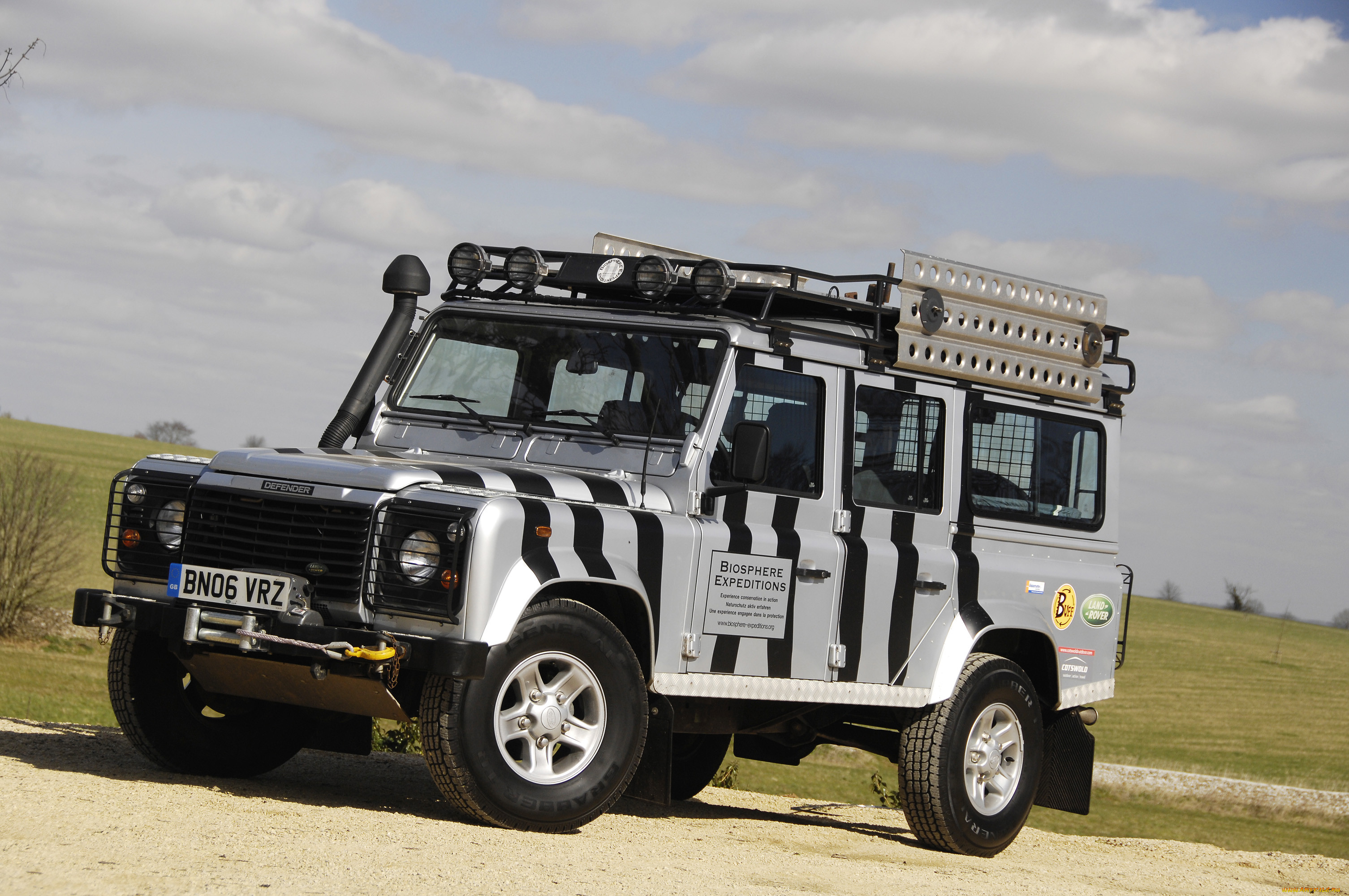 , land-rover